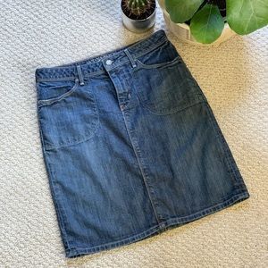 Banana Republic denim skirt